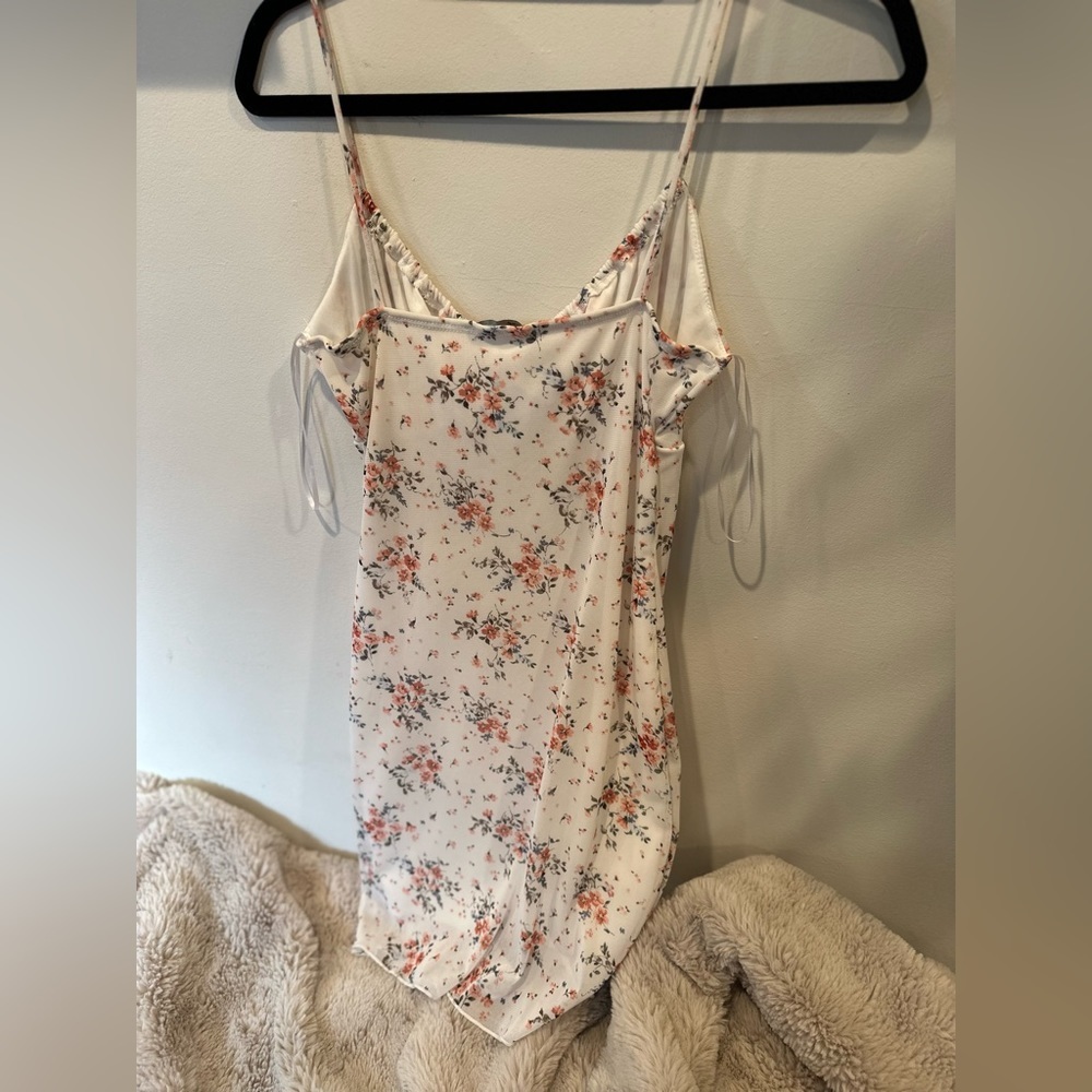 Floral print dress - Picture 4 of 5